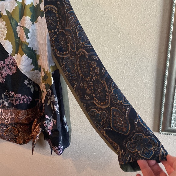 Anthropologie Tiny Long Sleeve Silky with Tie at Waist XL - Picture 3 of 7